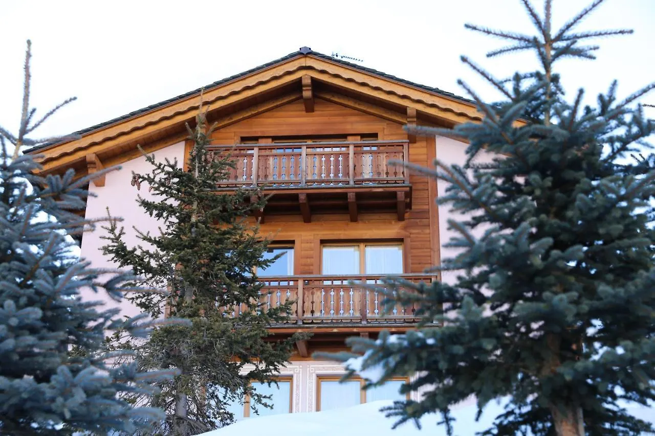 Chalet Teola Livigno 0*,  Italy