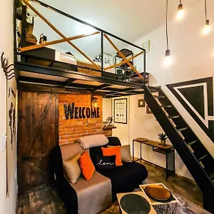rustic-flat-with-perfect-location.inbudapesthotels.com/